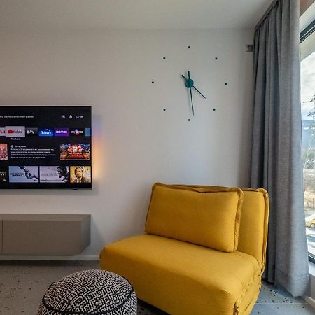 Emirates Lux Apartment And Parking Sofia Extérieur photo