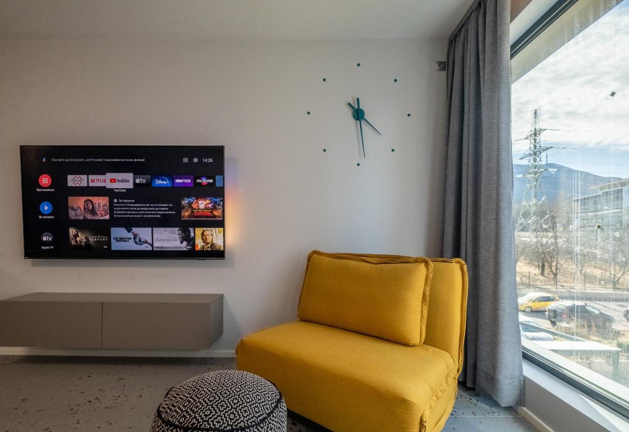 Emirates Lux Apartment And Parking Sofia Extérieur photo