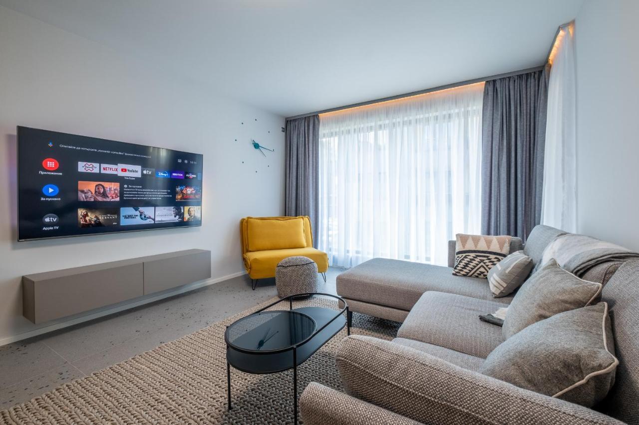 Emirates Lux Apartment And Parking Sofia Extérieur photo