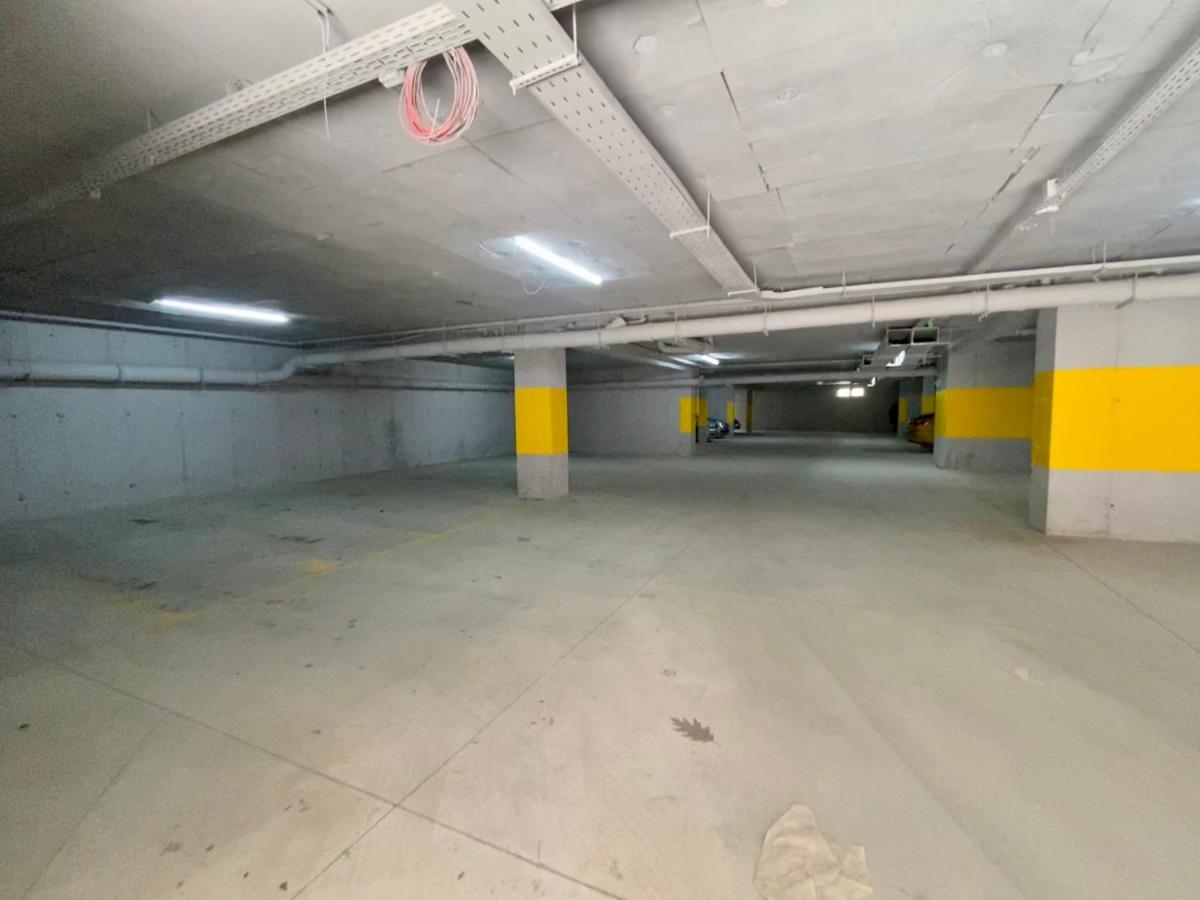 Emirates Lux Apartment And Parking Sofia Extérieur photo